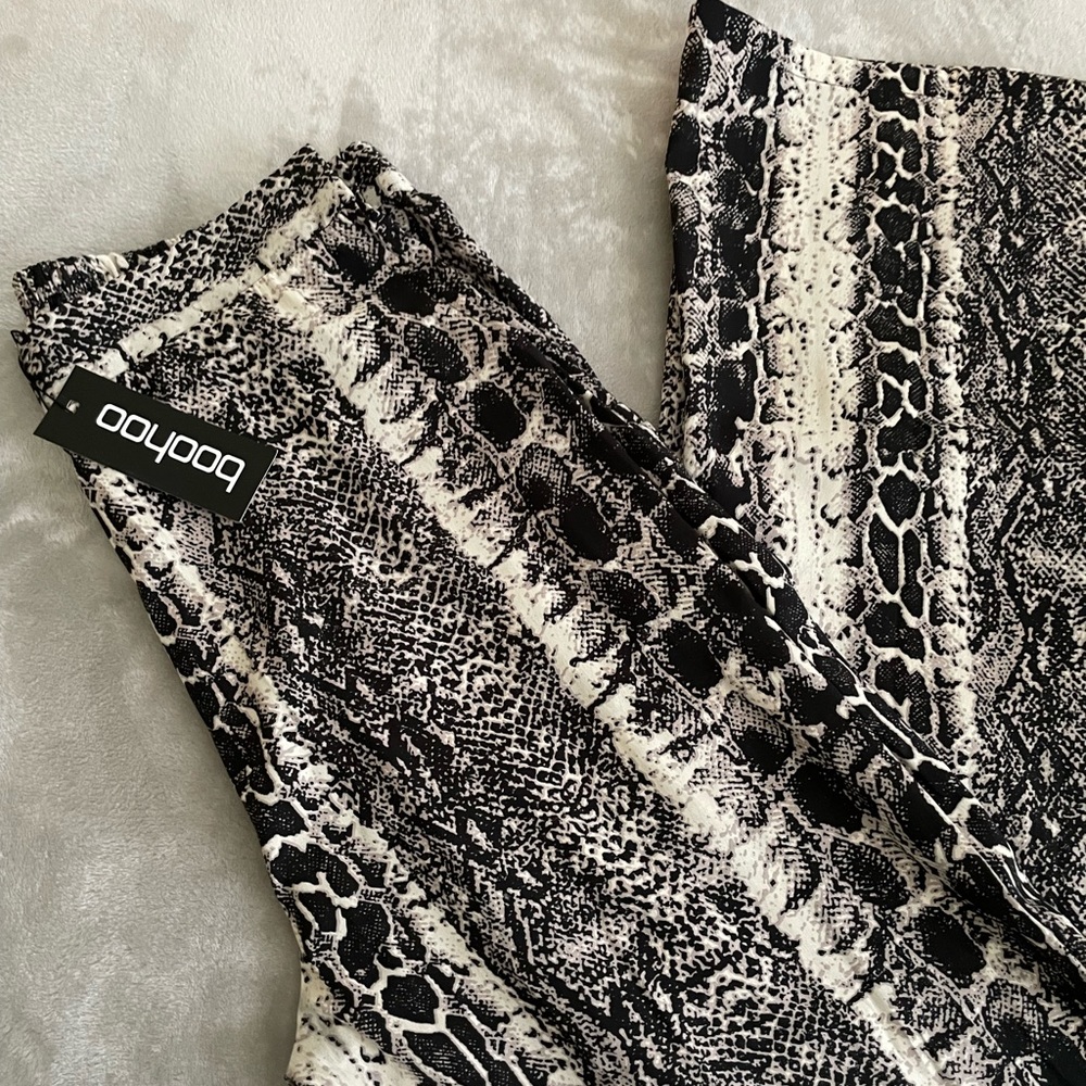 Boohoo wide leg palazzo pant